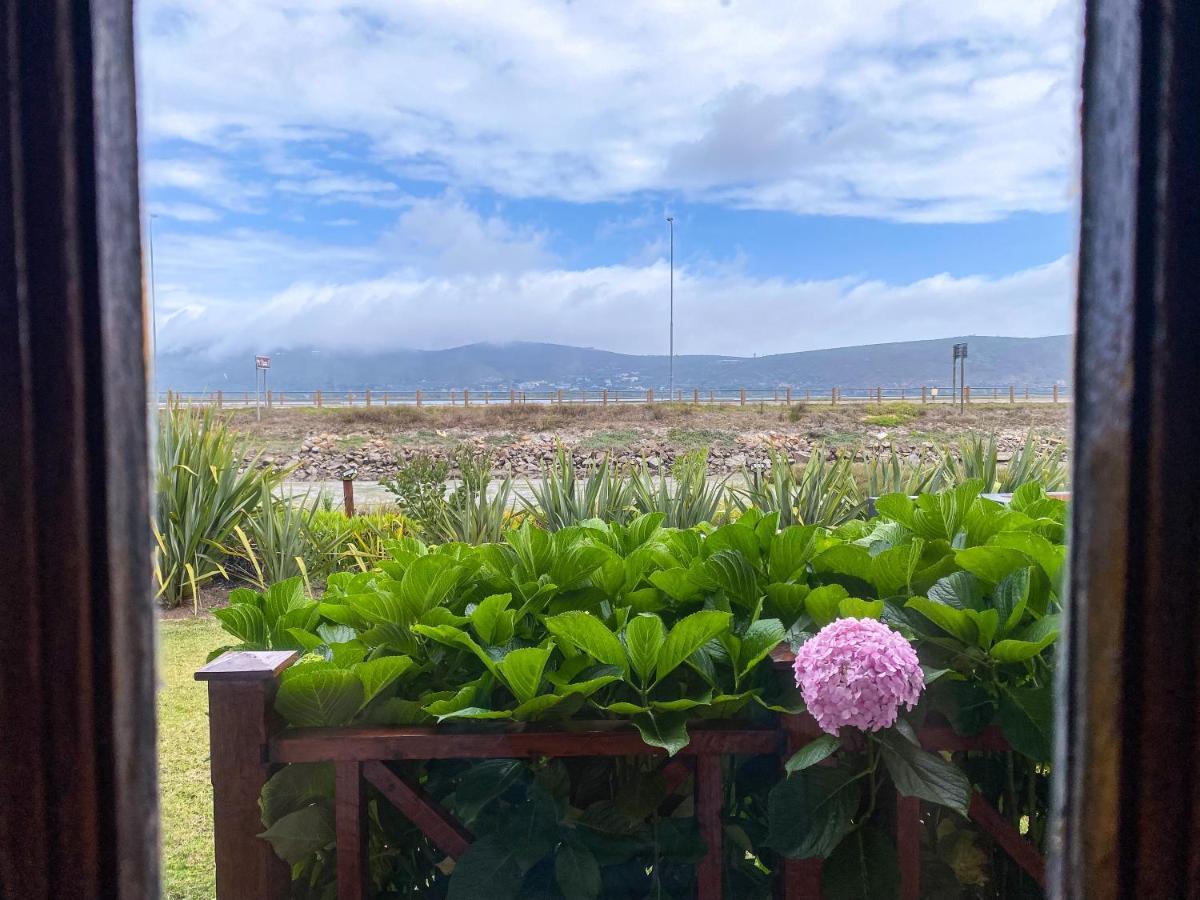 On The Estuary Hotel Knysna Luaran gambar